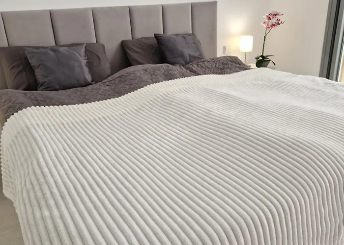 Infinity Vanian Gardens Apartamento *