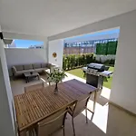 Apartment Infinity Vanian Gardens