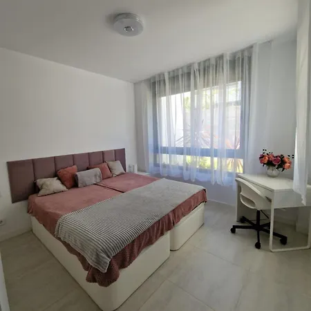 Infinity Vanian Gardens إِستيبونا