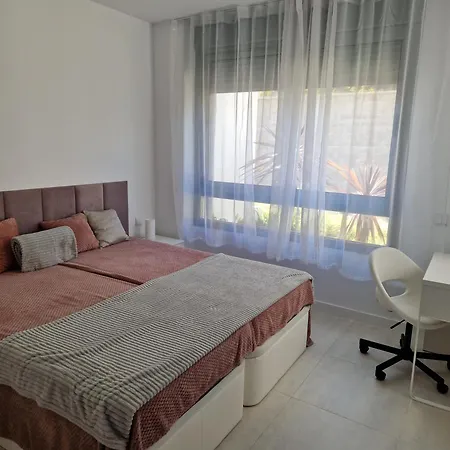 Infinity Vanian Gardens إِستيبونا